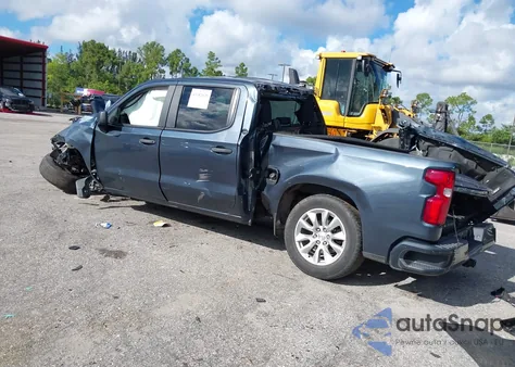 2021 Chevrolet Silverado 1500 2Wd Short Bed Custom z USA, uszkodzony, nr VIN 1GCPWBEK1MZ250755